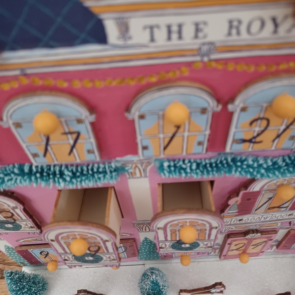 NWT ANTHROPOLOGIE George And Viv Grand Hotel Christmas Advent Calendar - Picture 9 of 10